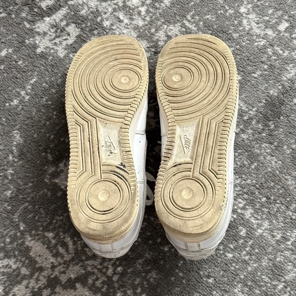 Nike Air Force 1 '07 Men Size 11 - Picture 5 of 8